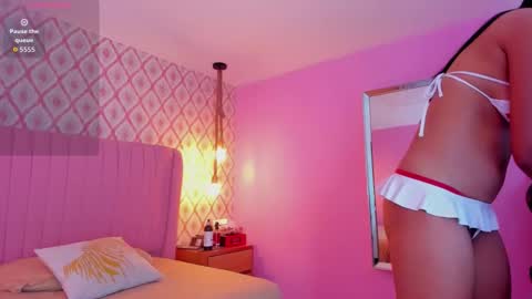 I S A B E L online show from September 13, 2025, 12:38 pm