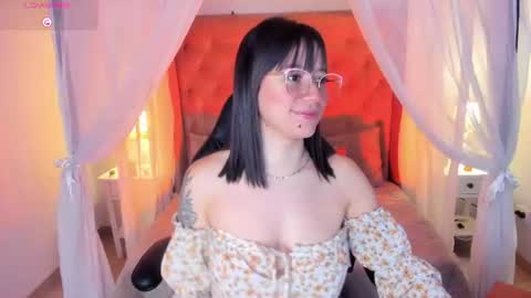Snapshot of annie_petters chatting on June 12, 2026, 12:15 pm Aniie online show from June 12, 2026, 12:15 pm