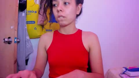 annie_rosse1017 online show from February 7, 2026, 5:55 am