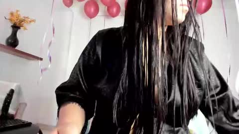 Snapshot of annie_sweet6 chatting on November 7, 2025, 2:17 pm Annie online show from November 7, 2025, 2:17 pm