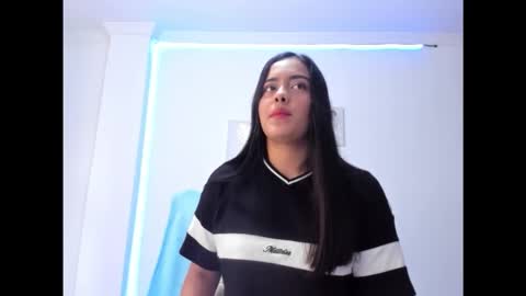 Snapshot of annie_sweet6 chatting on February 3, 2026, 5:29 pm Annie online show from February 3, 2026, 5:29 pm