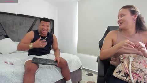 Snapshot of annieandstefan chatting on September 8, 2025, 2:27 pm Annie and Stefan online show from September 8, 2025, 2:27 pm