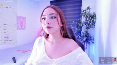 Snapshot of anniebrie chatting on December 10, 2024, 5:17 am Cassandra online show from December 10, 2024, 5:17 am