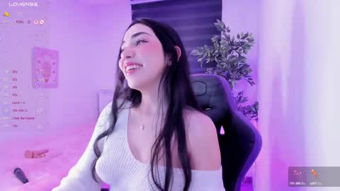 Snapshot of anniebrie chatting on February 24, 2025, 4:38 am Cassandra online show from February 24, 2025, 4:38 am