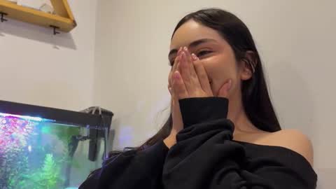 Snapshot of anniebrie chatting on November 16, 2025, 3:45 am Cassandra online show from November 16, 2025, 3:45 am