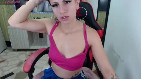 Anniee online show from January 28, 2025, 11:49 am