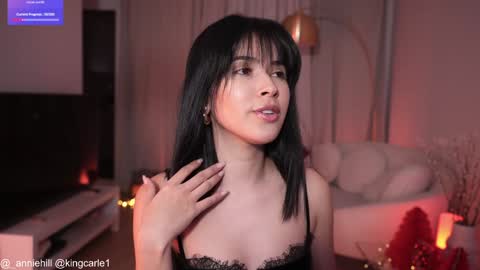 Snapshot of anniehillofficial_ chatting on December 23, 2024, 8:14 pm anniehillofficial_ online show from December 23, 2024, 8:14 pm