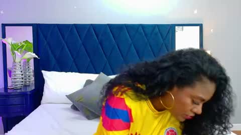 Snapshot of annieleigt chatting on June 17, 2026, 12:40 pm Annie Leigt online show from June 17, 2026, 12:40 pm
