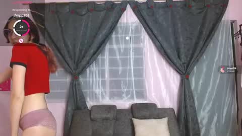 Snapshot of anniesparkle chatting on August 6, 2026, 12:23 am Annie Sparkle online show from August 6, 2026, 12:23 am