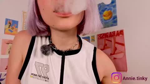 annietinky online show from February 8, 2026, 2:48 am