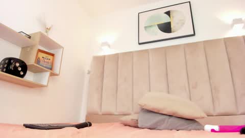 Annie Queen online show from September 20, 2025, 3:18 am