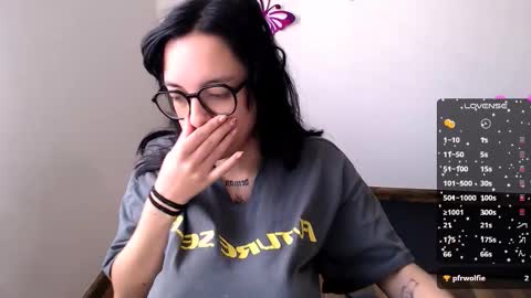 Gaby 3 online show from November 30, 2025, 3:05 pm