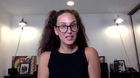 Snapshot of annmarieferrara chatting on September 19, 2025, 2:35 am Ann online show from September 19, 2025, 2:35 am