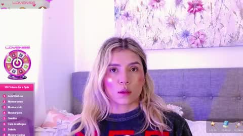 Snapshot of anntonellalee chatting on May 7, 2026, 6:02 pm Antonella Lee online show from May 7, 2026, 6:02 pm