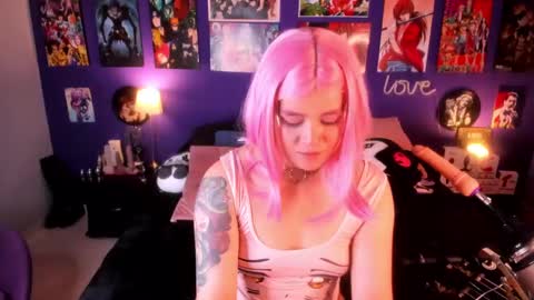 Snapshot of anny_cross chatting on January 29, 2025, 4:58 am Paty online show from January 29, 2025, 4:58 am