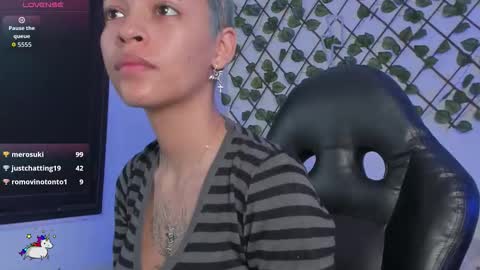 Snapshot of anny_kiitty_ chatting on November 27, 2025, 3:19 am Anny online show from November 27, 2025, 3:19 am