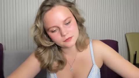 Snapshot of anny_love_you chatting on September 22, 2025, 7:49 pm anny_love_you online show from September 22, 2025, 7:49 pm