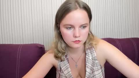 Snapshot of anny_love_you chatting on September 29, 2025, 1:16 pm anny_love_you online show from September 29, 2025, 1:16 pm