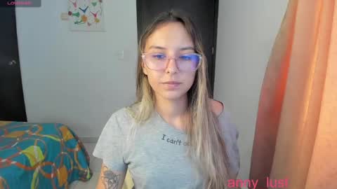 Snapshot of anny_lust chatting on December 6, 2024, 4:38 pm Issabela online show from December 6, 2024, 4:38 pm