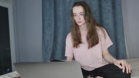 Snapshot of anny_meow chatting on February 4, 2025, 9:10 pm Ann My current schedule is below online show from February 4, 2025, 9:10 pm