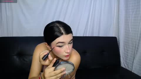 Snapshot of anny_naf chatting on June 6, 2026, 2:33 pm Anny online show from June 6, 2026, 2:33 pm