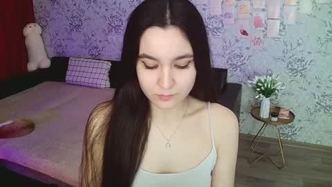 Annie online show from December 8, 2024, 9:13 am