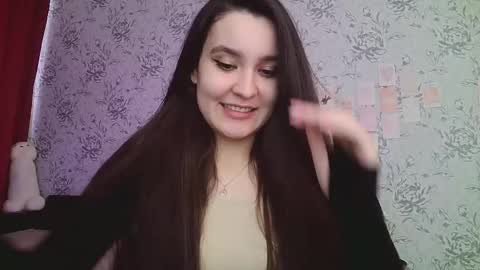 Annie online show from February 25, 2025, 8:03 am