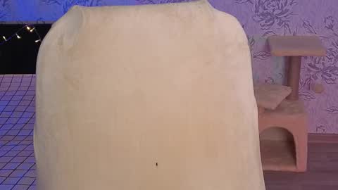 Annie online show from February 20, 2026, 6:26 am