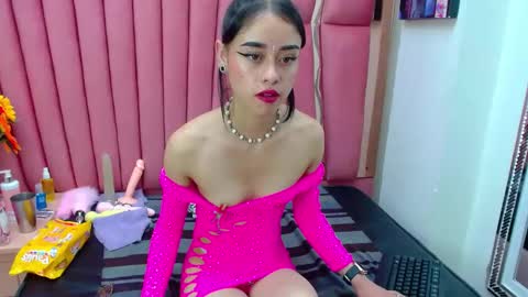 Anny online show from February 3, 2025, 7:00 pm