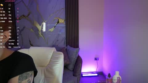 Snapshot of annybuny chatting on October 6, 2025, 11:40 am Ana online show from October 6, 2025, 11:40 am