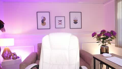 Snapshot of annybuny chatting on June 11, 2026, 11:52 am Ana online show from June 11, 2026, 11:52 am