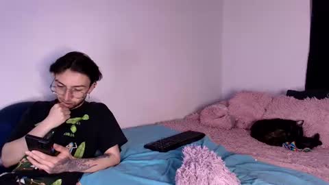 Snapshot of annyharris chatting on August 4, 2026, 9:06 pm anny harris online show from August 4, 2026, 9:06 pm