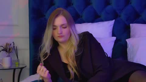 annyraii online show from March 14, 2026, 6:13 pm