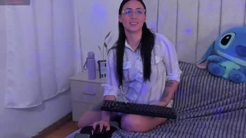 Anny online show from November 20, 2025, 10:09 pm