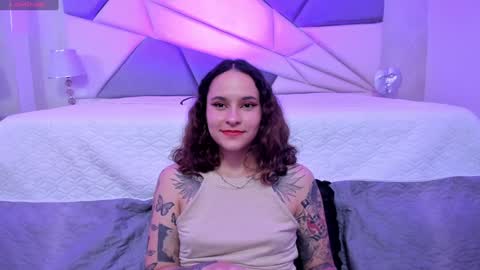 Snapshot of annythomsonn chatting on January 26, 2025, 11:50 pm AnnyT online show from January 26, 2025, 11:50 pm