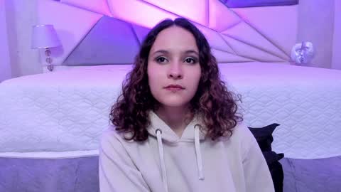 Snapshot of annythomsonn chatting on January 30, 2025, 12:07 am AnnyT online show from January 30, 2025, 12:07 am