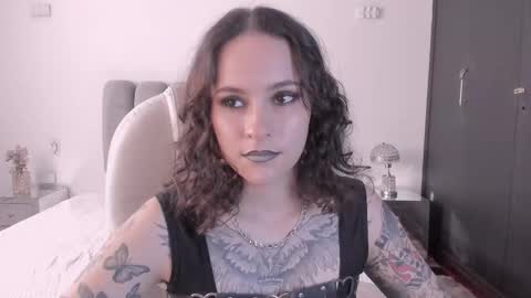 AnnyT online show from February 23, 2026, 9:45 pm