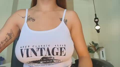 Snapshot of annyxhot chatting on July 10, 2026, 11:13 am AnnyXhot online show from July 10, 2026, 11:13 am