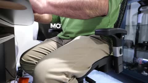 Snapshot of anonycock7 chatting on December 6, 2024, 3:00 pm D online show from December 6, 2024, 3:00 pm