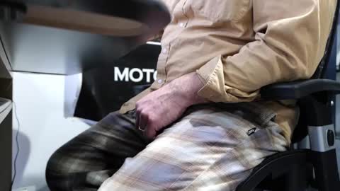 Snapshot of anonycock7 chatting on February 3, 2025, 1:30 pm D online show from February 3, 2025, 1:30 pm