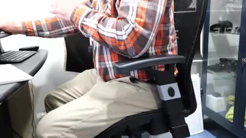 Snapshot of anonycock7 chatting on February 5, 2026, 2:33 pm D online show from February 5, 2026, 2:33 pm