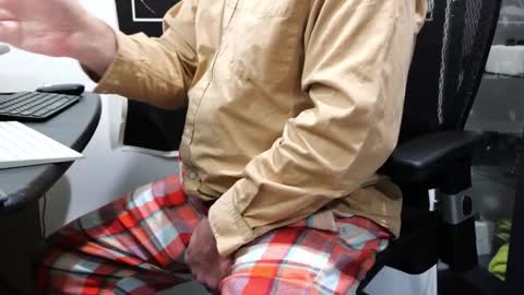 Snapshot of anonycock7 chatting on February 25, 2026, 3:32 pm D online show from February 25, 2026, 3:32 pm