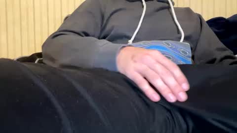 anonyomosguy online show from September 24, 2025, 1:09 am