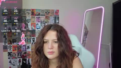 Snapshot of anora_millerr chatting on November 30, 2025, 9:02 am Anora online show from November 30, 2025, 9:02 am