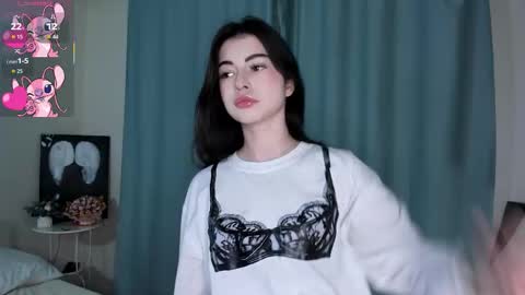 Anora  Emma online show from March 3, 2026, 9:21 pm