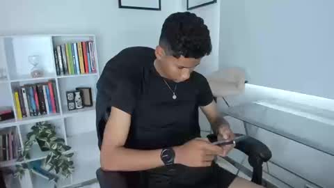 anozly online show from March 18, 2026, 3:04 pm