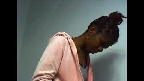 anselmee online show from March 8, 2026, 6:39 am