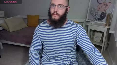 Snapshot of ant_power chatting on May 9, 2026, 3:39 pm Ant online show from May 9, 2026, 3:39 pm