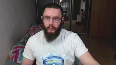 Snapshot of ant_power chatting on June 14, 2026, 10:45 pm Ant online show from June 14, 2026, 10:45 pm