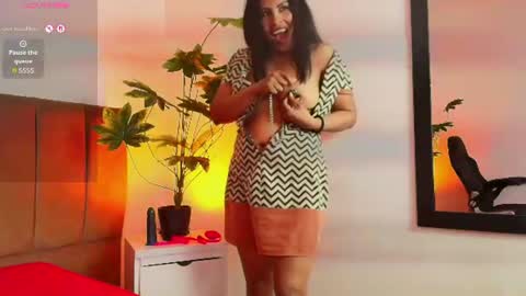 Anthonelaa   online show from July 27, 2026, 8:05 pm